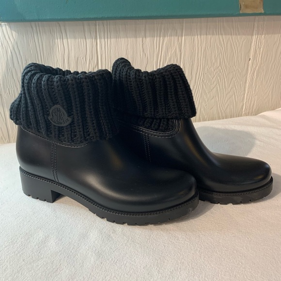 Moncler Ginette Cuffed Ribbed Knit Rubber Rain Boots Waterproof Black Size 41 - Picture 1 of 12